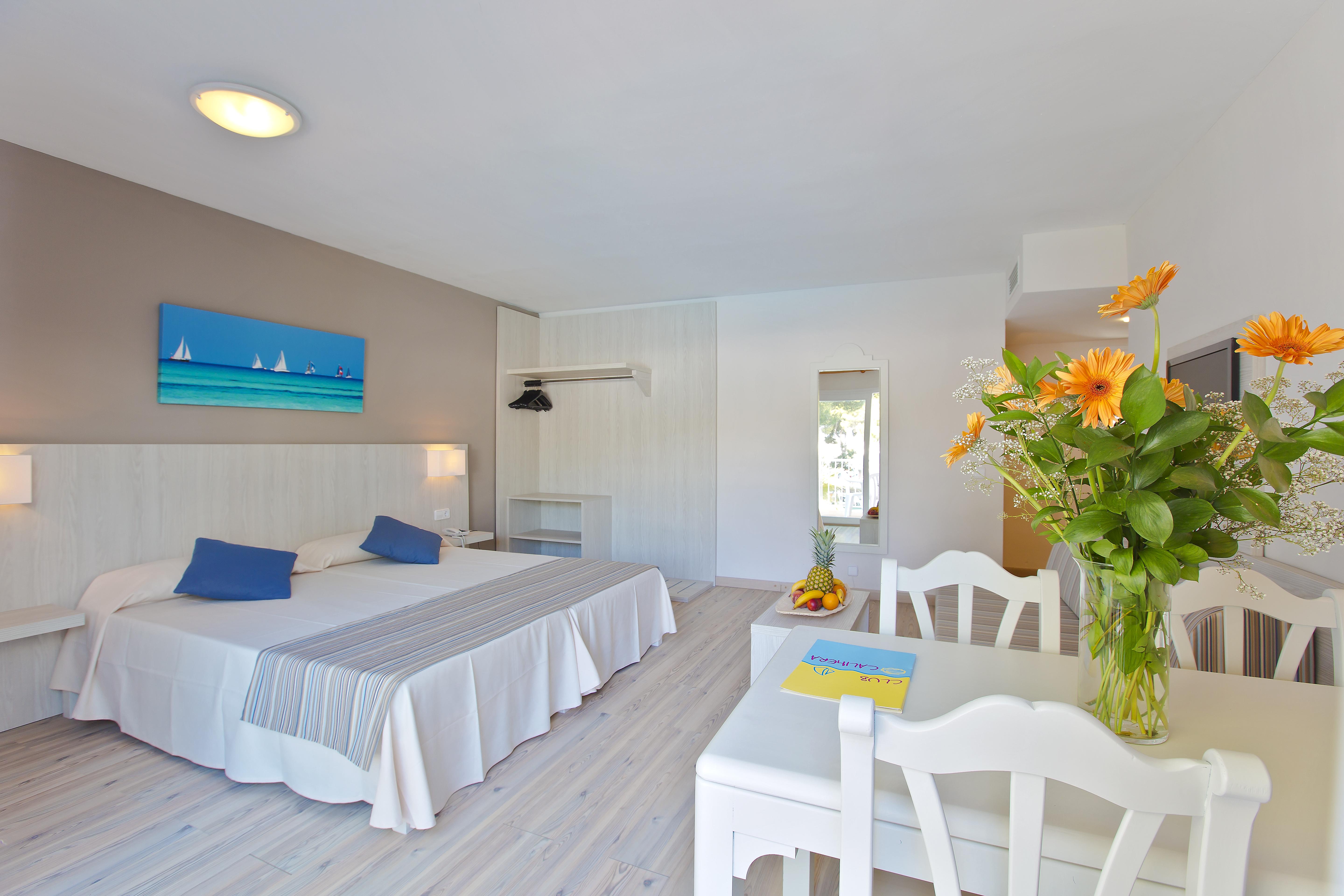 Hotel Club Es Talaial Cala D´Or Esterno foto