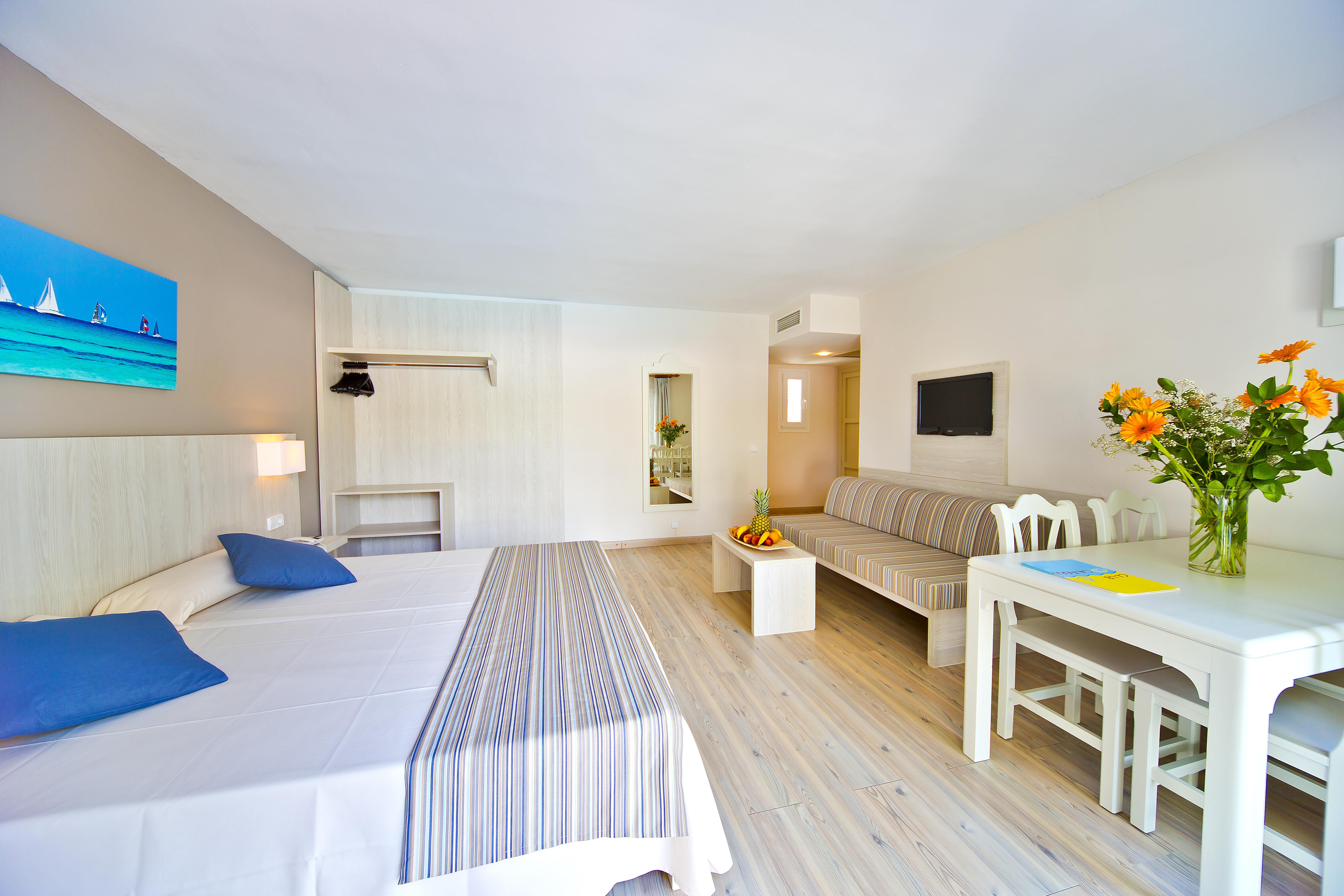 Hotel Club Es Talaial Cala D´Or Esterno foto