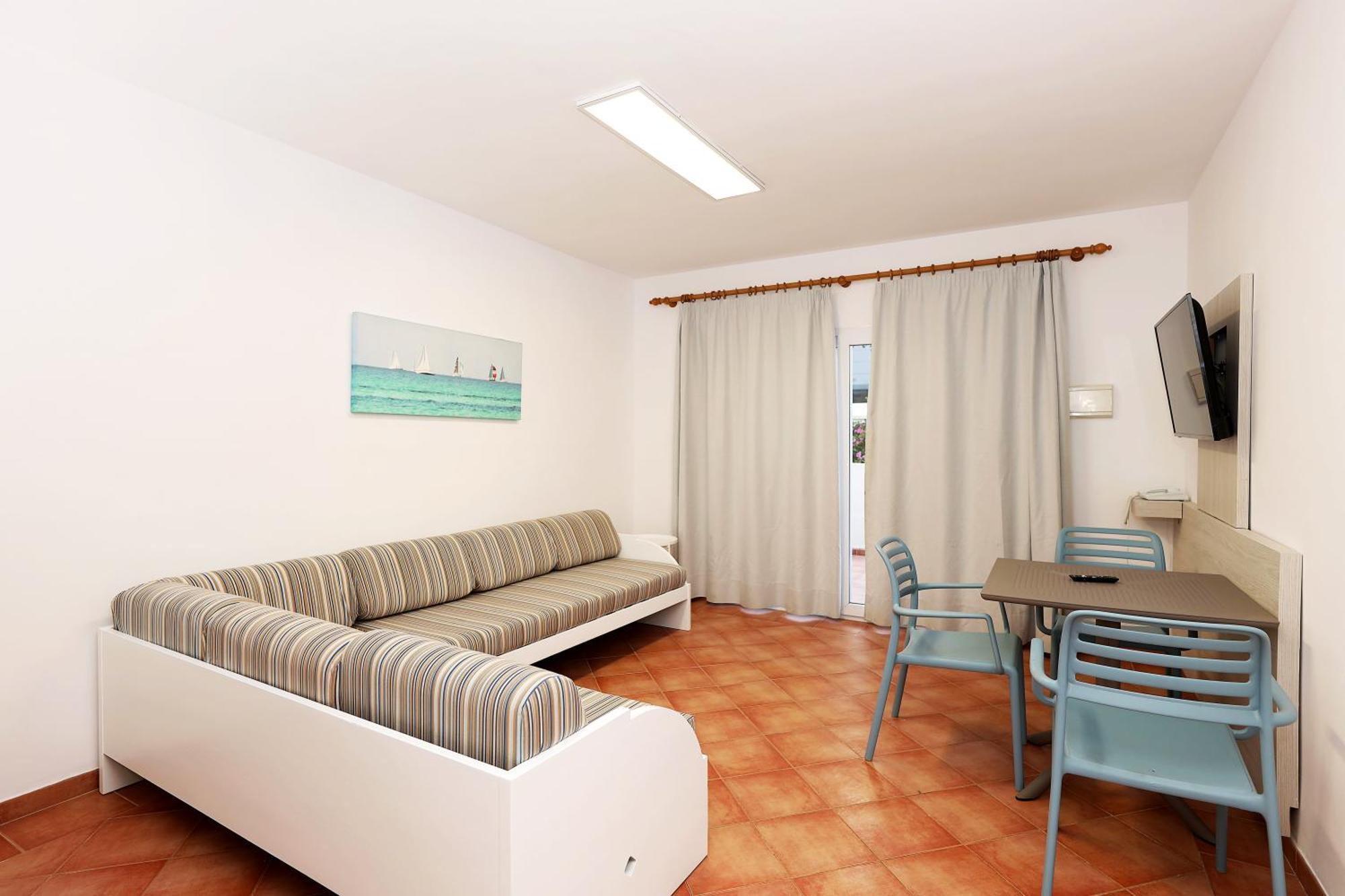 Hotel Club Es Talaial Cala D´Or Esterno foto